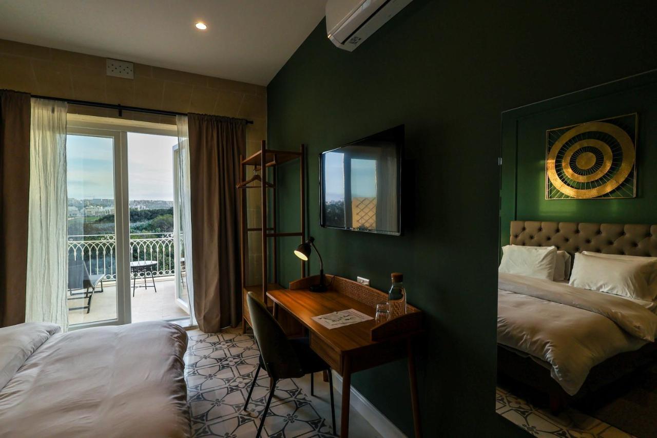 The Carob Tree Bed and Breakfast Victoria Exteriör bild